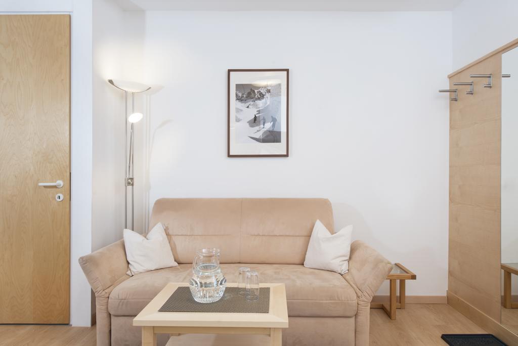 Apartment Paula Зеефелд в Тирол Стая снимка